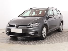 Volkswagen Golf - 2020