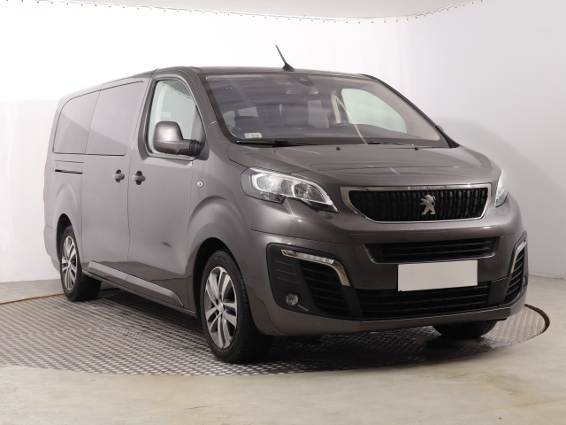 Peugeot Traveller 2017