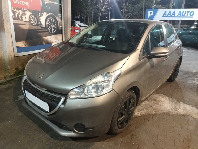 Peugeot 208 2014