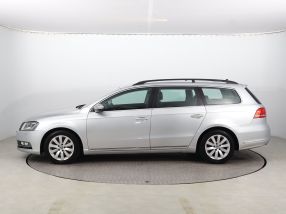 Volkswagen Passat - 2013