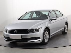 Volkswagen Passat - 2016