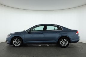 Volkswagen Passat - 2015