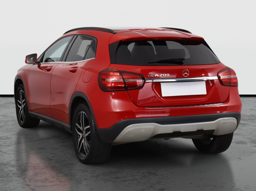 Mercedes-Benz GLA, 2019