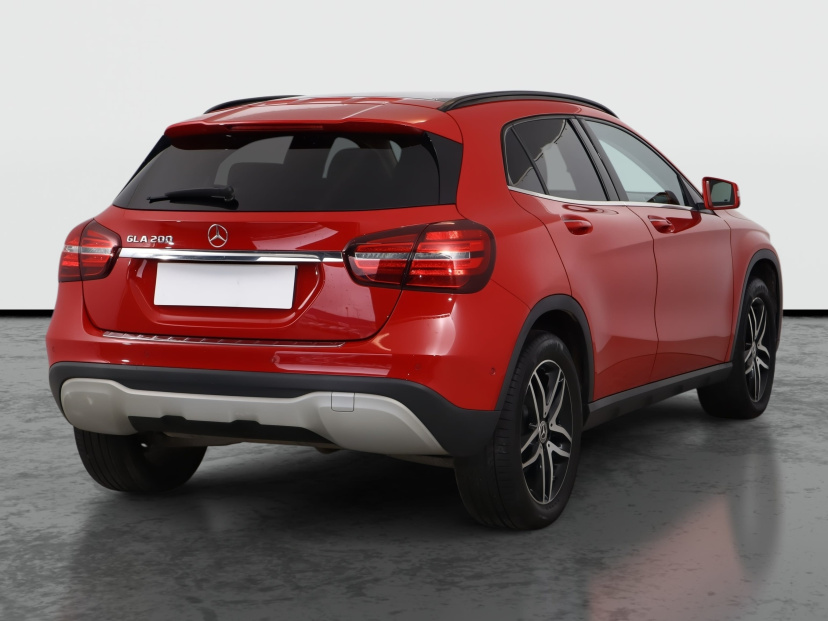 Mercedes-Benz GLA, 2019