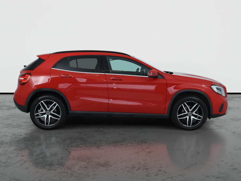Mercedes-Benz GLA, 2019
