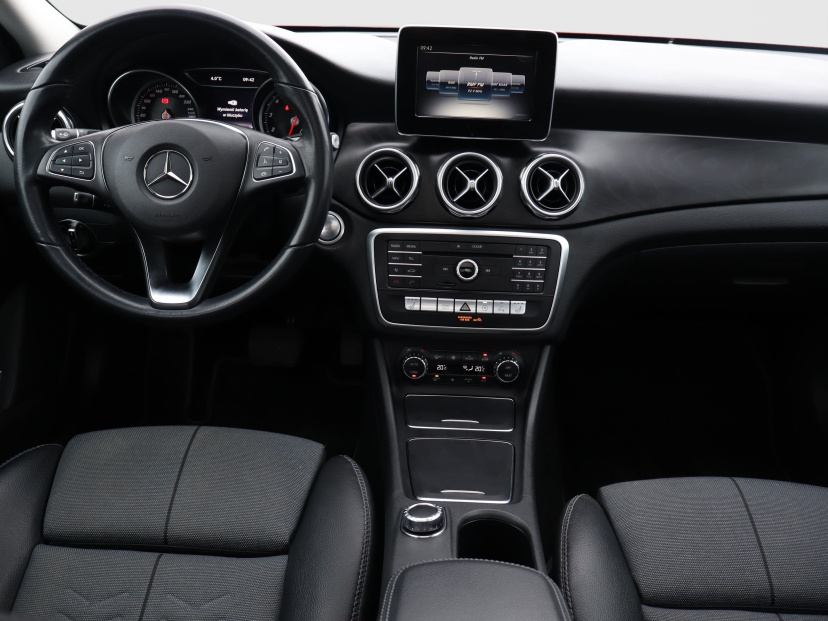 Mercedes-Benz GLA, 2019