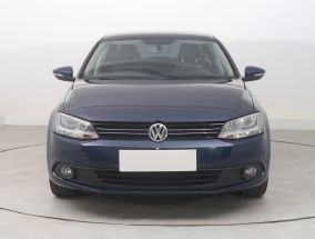 Volkswagen Jetta - 2012