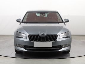 Škoda Superb - 2017