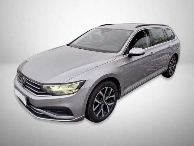 Volkswagen Passat 2022