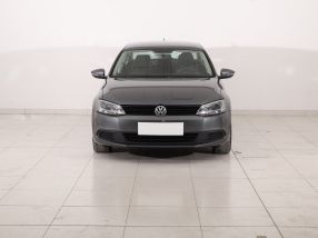 Volkswagen Jetta - 2011