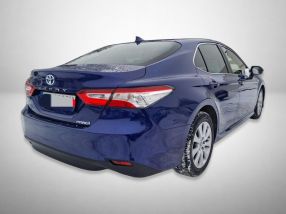 Toyota Camry - 2020
