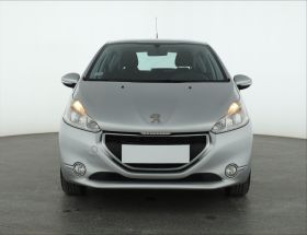 Peugeot 208 - 2013