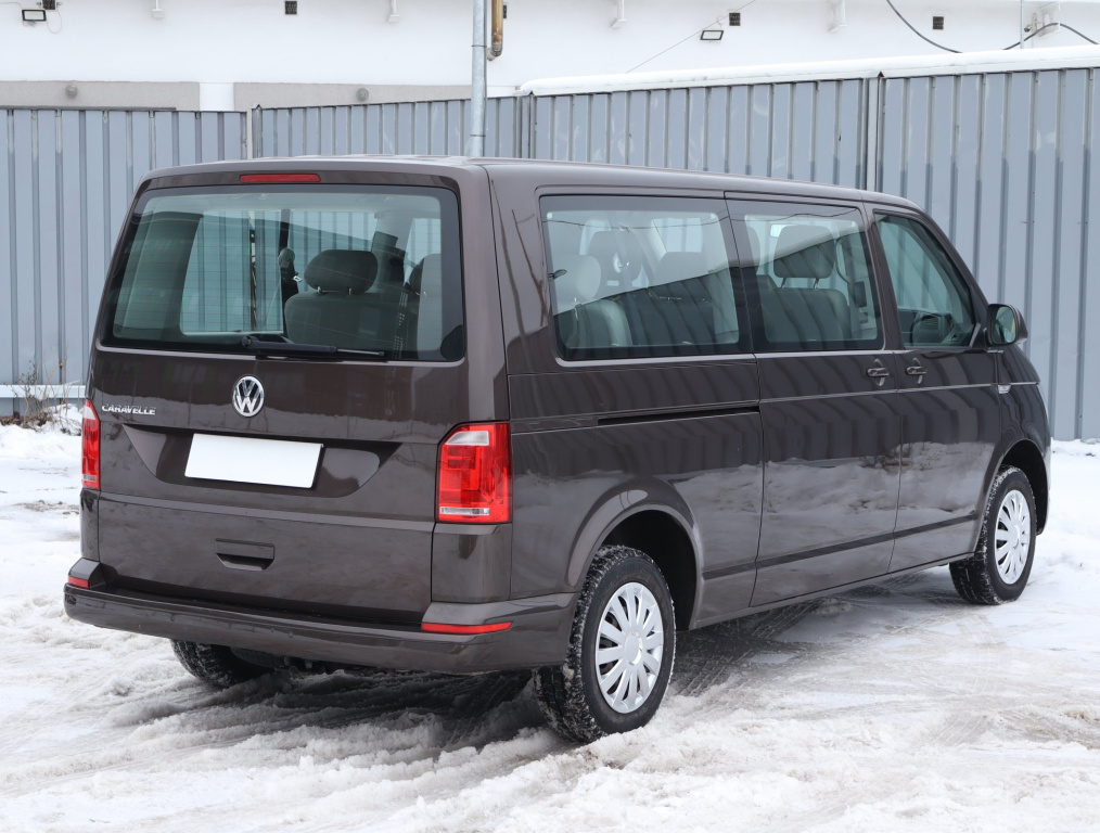 Volkswagen Caravelle
