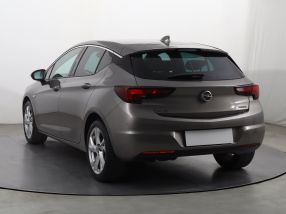 Opel Astra - 2016