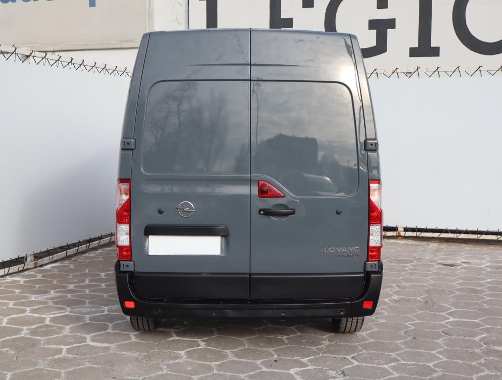 Opel Movano