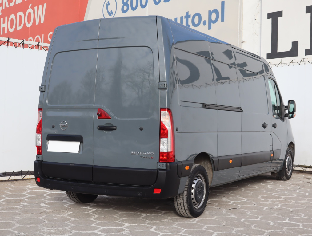 Opel Movano
