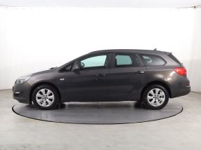 Opel Astra - 2014