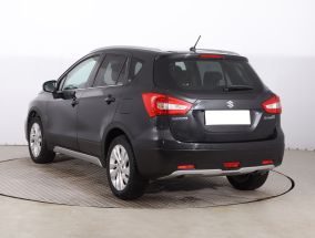 Suzuki SX4 S-Cross - 2016