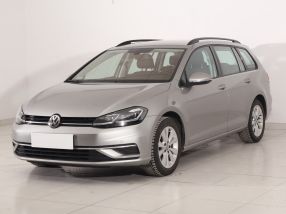 Volkswagen Golf - 2020