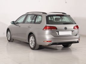 Volkswagen Golf - 2020