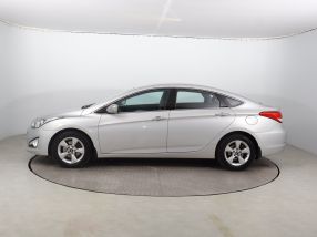 Hyundai i40 - 2013