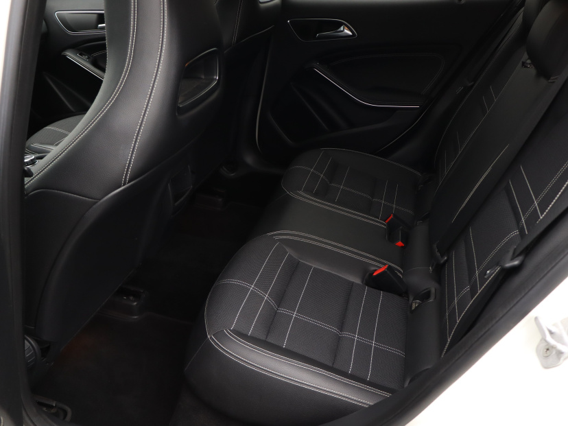 Mercedes-Benz GLA, 2014