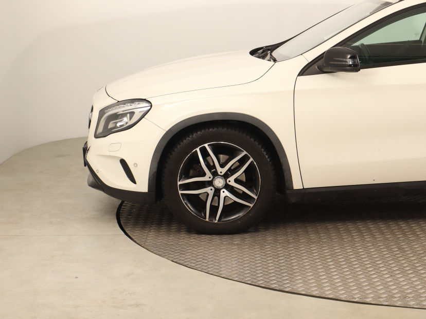 Mercedes-Benz GLA, 2014
