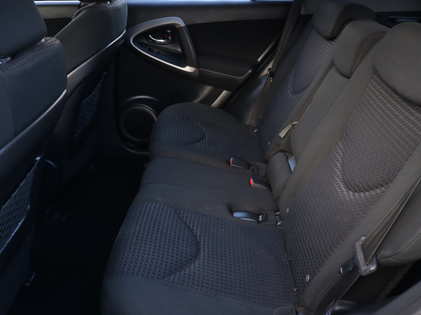 Toyota RAV 4, 2008