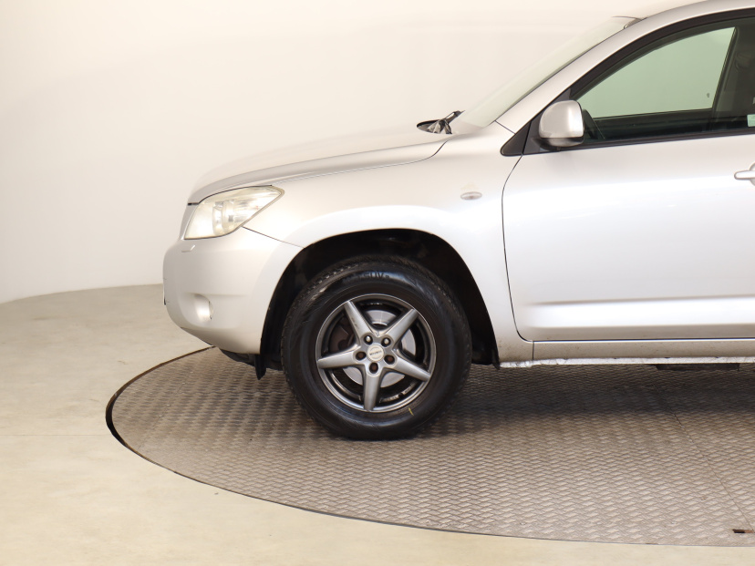 Toyota RAV 4, 2008