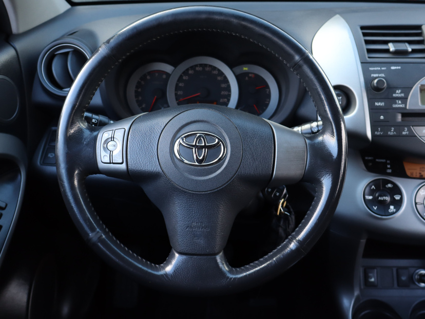 Toyota RAV 4, 2008