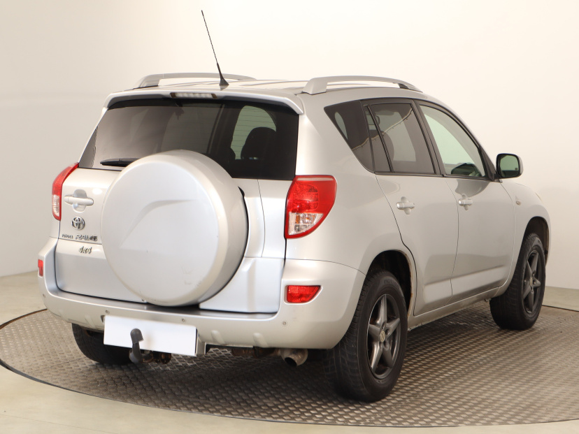 Toyota RAV 4, 2008