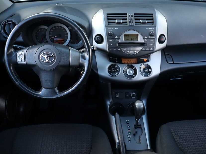 Toyota RAV 4, 2008