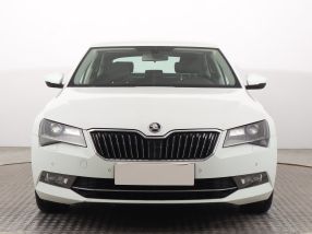 Škoda Superb - 2016