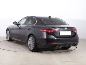 Alfa Romeo Giulia - 2017