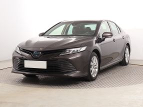Toyota Camry - 2020