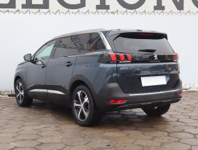 Peugeot 5008 - 2019