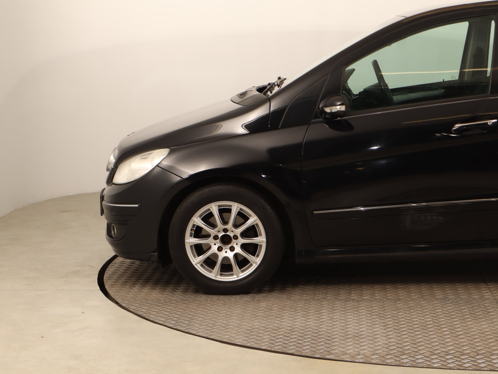 Mercedes-Benz B