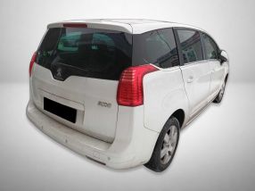 Peugeot 5008 - 2014