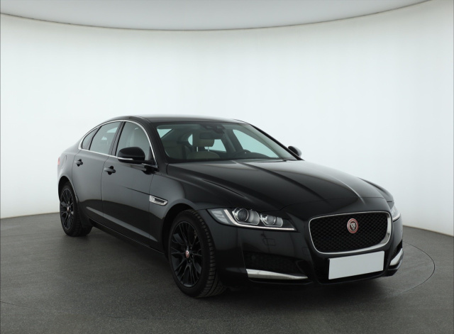 Jaguar XF 2018