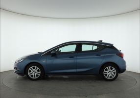 Opel Astra - 2016