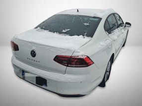 Volkswagen Passat - 2021
