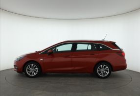 Opel Astra - 2020