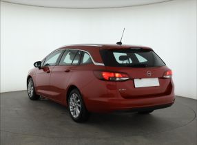 Opel Astra - 2020