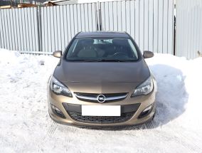 Opel Astra - 2013