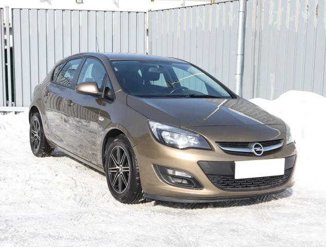 Opel Astra 2013