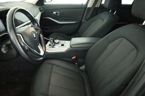 BMW 318 i