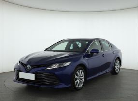 Toyota Camry - 2020