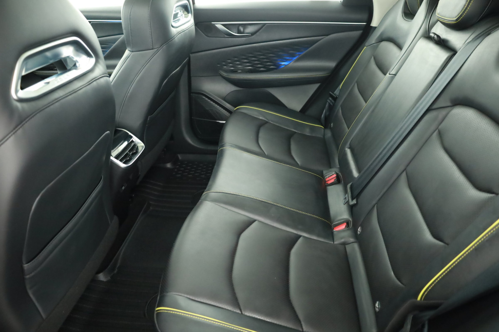 BAIC Beijing 5