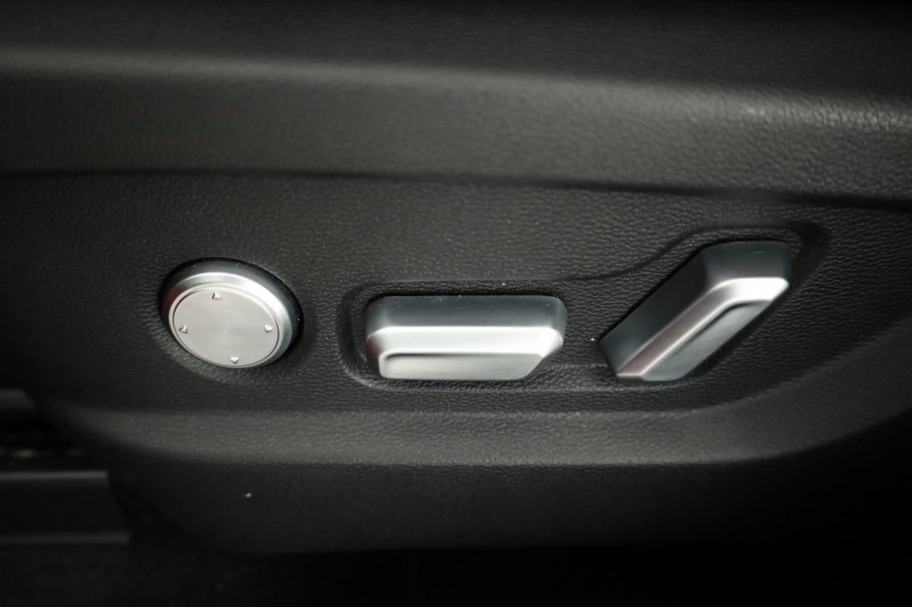 BAIC Beijing 5