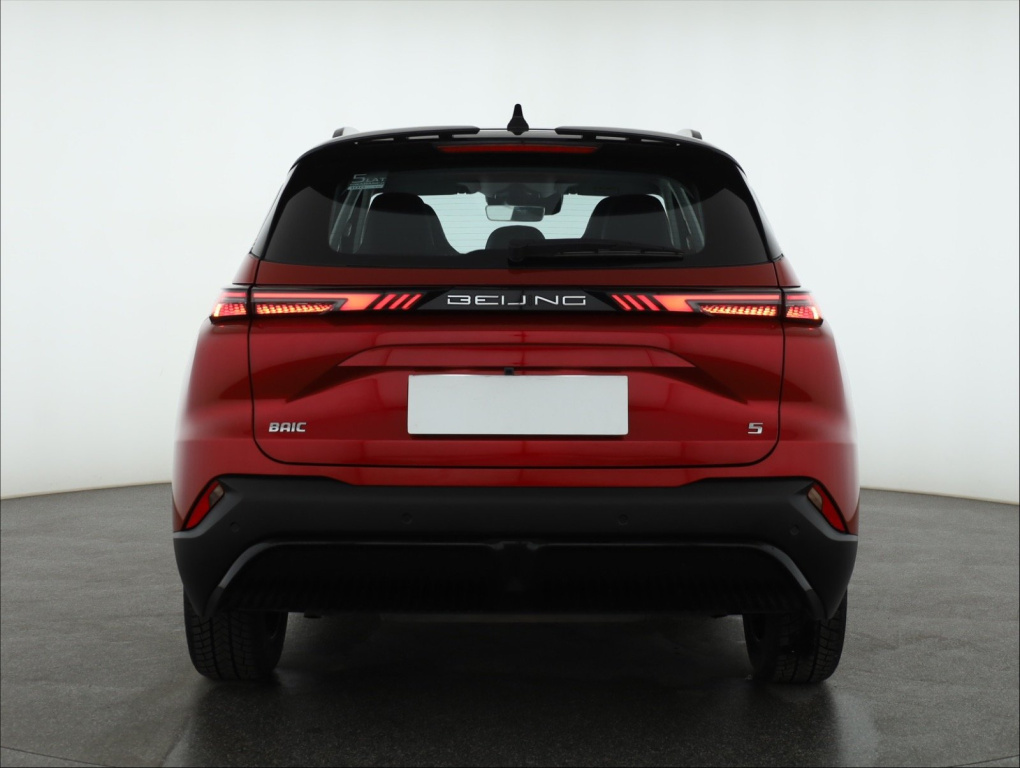 BAIC Beijing 5